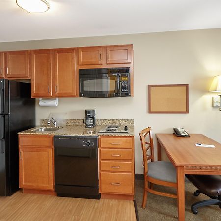 Candlewood Suites Aurora-Naperville By Ihg Екстериор снимка