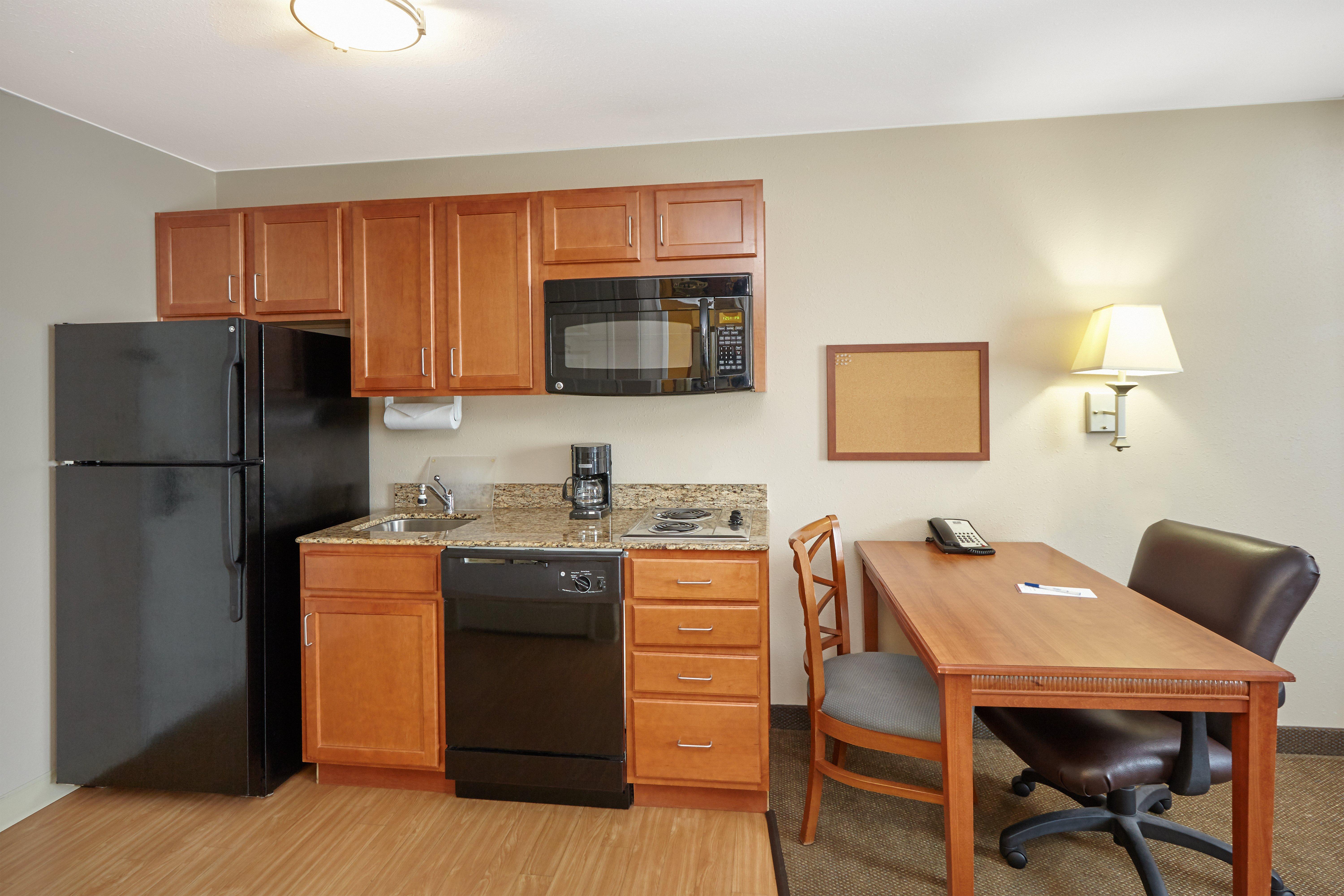 Candlewood Suites Aurora-Naperville By Ihg Екстериор снимка