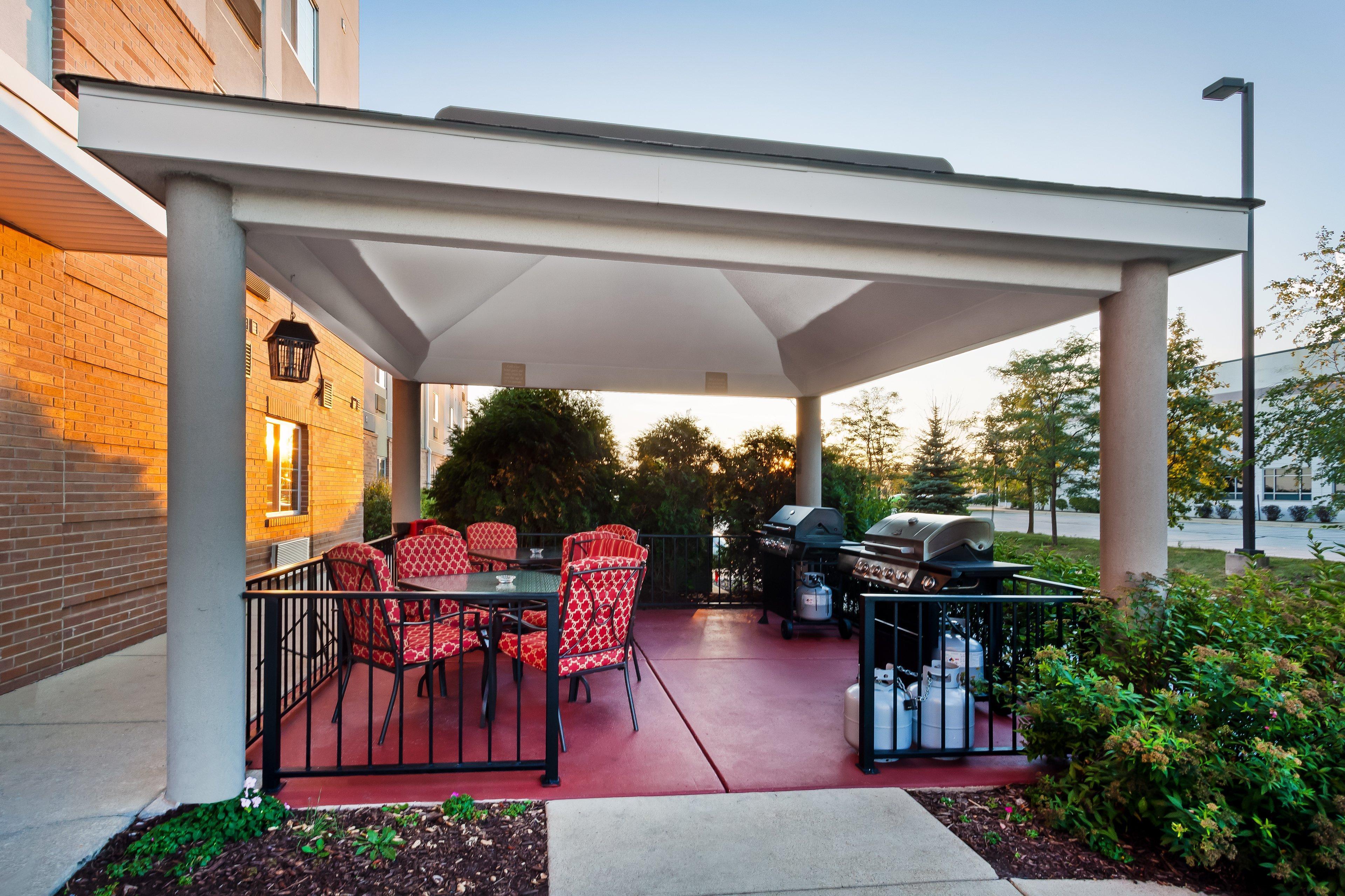 Candlewood Suites Aurora-Naperville By Ihg Екстериор снимка