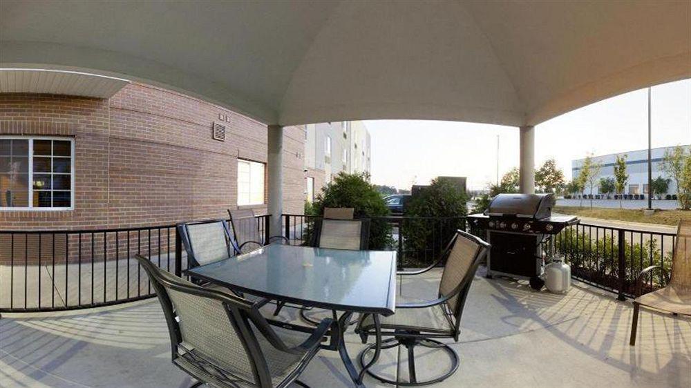 Candlewood Suites Aurora-Naperville By Ihg Екстериор снимка